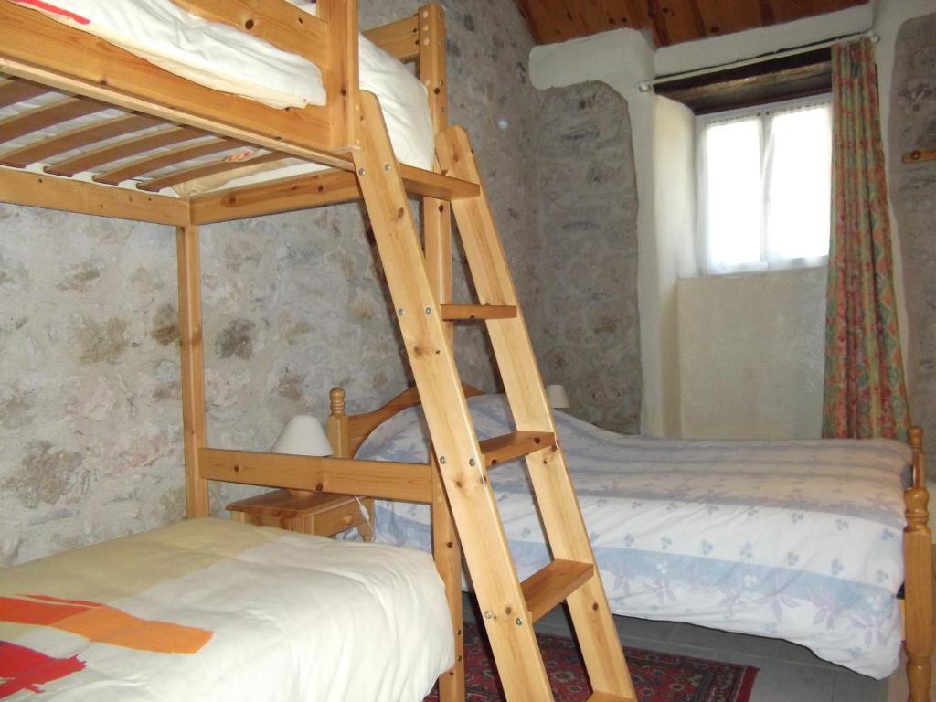Ferme Auberge La Tindelle La Cresse Zimmer foto